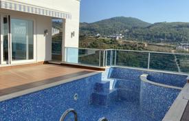 3 pièces villa 220 m² à Kargicak, Turquie. $595,000