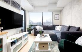 2 pièces appartement à Logan Avenue, Canada. C$903,000