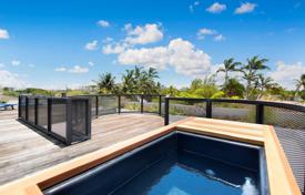 Maison en ville – Miami Beach, Floride, Etats-Unis. $6,300,000