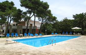 7 pièces villa 600 m² à Caltanissetta, Italie. 5,300 € par semaine