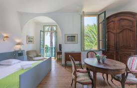 Maison de campagne – Provence-Alpes-Côte d'Azur, France. 5,100 € par semaine
