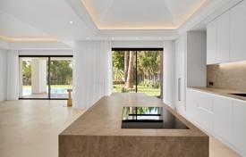15 pièces villa 882 m² à Marbella, Espagne. 8,500,000 €