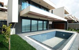 4 pièces villa 200 m² à Kargicak, Turquie. $633,000