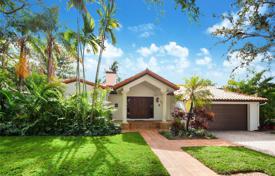 Villa – Coral Gables, Floride, Etats-Unis. 1,074,000 €