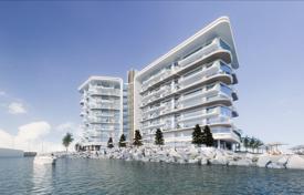 New residential complex with apartments à Jazeerat Al Marjan, Émirats arabes unis. de $681,000