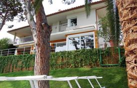 5 pièces villa 400 m² à Lloret de Mar, Espagne. 8,200 € par semaine