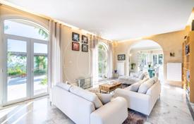 Villa – Cannes, Côte d'Azur, France. 4,990,000 €