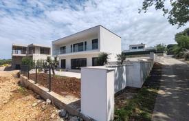 5 pièces maison en ville 161 m² à Krk, Croatie. 1,360,000 €