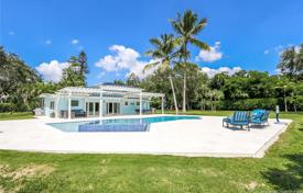 Villa – South Miami, Floride, Etats-Unis. $949,000