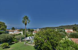 Villa – Cap d'Antibes, Antibes, Côte d'Azur,  France. 6,500,000 €