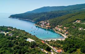 18 pièces maison en ville 260 m² à Rabac, Croatie. 760,000 €