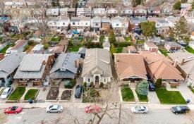 3 pièces maison en ville à Old Toronto, Canada. C$2,034,000