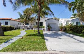 Maison en ville – Surfside, Floride, Etats-Unis. $1,545,000