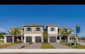 Maison en ville – Riviera Beach, Floride, Etats-Unis. $398,000