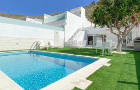 Villa – Costa Adeje, Îles Canaries, Espagne. 779,000 €