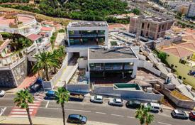 Villa – Costa Adeje, Îles Canaries, Espagne. 2,700,000 €