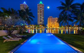 Appartement – Pine Tree Drive, Miami Beach, Floride,  Etats-Unis. $11,900 par semaine