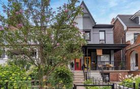 3 pièces maison mitoyenne à Old Toronto, Canada. C$1,538,000