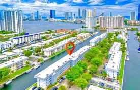 Copropriété – North Miami Beach, Floride, Etats-Unis. $275,000