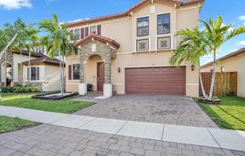 Maison en ville – Homestead, Floride, Etats-Unis. $548,000