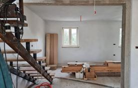 3 pièces maison en ville 211 m² à Porec, Croatie. 330,000 €