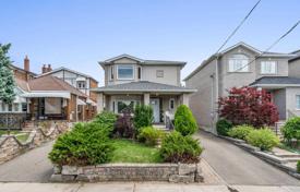 3 pièces maison en ville en York, Canada. C$1,513,000