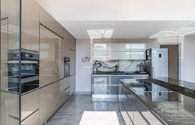 5 pièces appartement à Cannes, France. 2,190,000 €