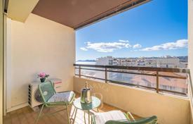 1 pièces appartement à Antibes, France. 260,000 €