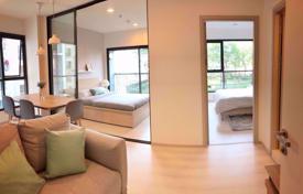 2 pièces appartement en copropriété à Khlong Toei, Thaïlande. $138,000