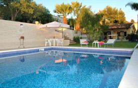 3 pièces villa 110 m² à Castellammare del Golfo, Italie. 3,300 € par semaine