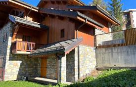 Chalet – Courchevel, Savoie, Auvergne-Rhône-Alpes,  France. 4,680,000 €