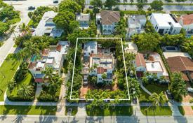 Maison en ville – Miami Beach, Floride, Etats-Unis. $4,500,000