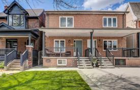 Maison mitoyenne – Brock Avenue, Old Toronto, Toronto,  Ontario,   Canada. C$1,789,000