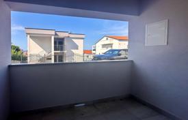 3 pièces appartement dans un nouvel immeuble 80 m² à Crikvenica, Croatie. 249,000 €