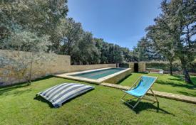Maison de campagne – Lourmarin, Provence-Alpes-Côte d'Azur, France. 1,450,000 €