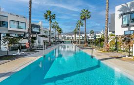Maison en ville – Marbella, Andalousie, Espagne. 2,300,000 €