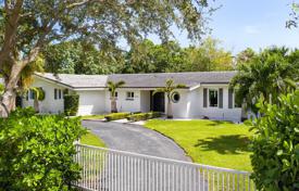 Villa – Pinecrest, Floride, Etats-Unis. $840,000