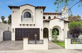 Villa – Los Angeles, Californie, Etats-Unis. 2,494,000 €