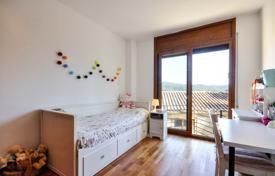 Maison en ville 392 m² à Gérone (ville), Espagne. 235,000 €