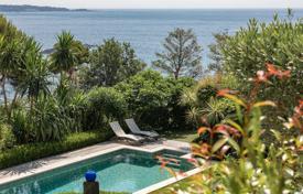 7 pièces villa à Cannes, France. Price on request