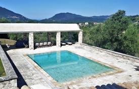 Villa – Pelekas, Corfou, Péloponnèse,  Grèce. 1,399,000 €