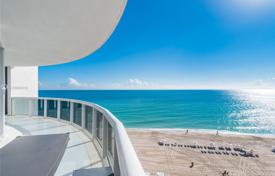 Appartement – Collins Avenue, Miami, Floride,  Etats-Unis. $3,400,000