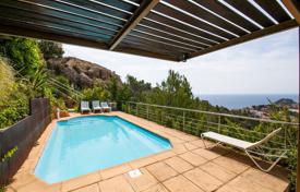 Maison en ville 242 m² à Tossa de Mar, Espagne. 350,000 €