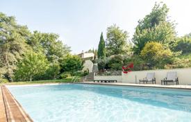 12 pièces villa à Murs (Provence - Alpes - Cote d'Azur), France. 1,250,000 €