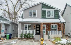 3 pièces maison mitoyenne à East York, Canada. C$1,275,000