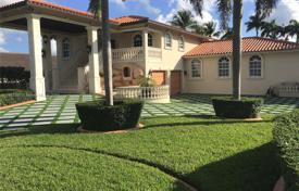 Maison en ville – West End, Miami, Floride,  Etats-Unis. $2,395,000