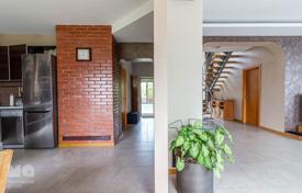 Maison mitoyenne – Zemgale Suburb, Riga, Lettonie. 335,000 €