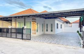 3 pièces maison de campagne 90 m² en Pattaya, Thaïlande. $108,000