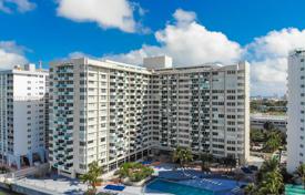 Copropriété – West Avenue, Miami Beach, Floride,  Etats-Unis. $330,000