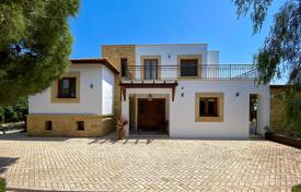 6 pièces villa 300 m² à Aphrodite Hills, Chypre. 3,300,000 €